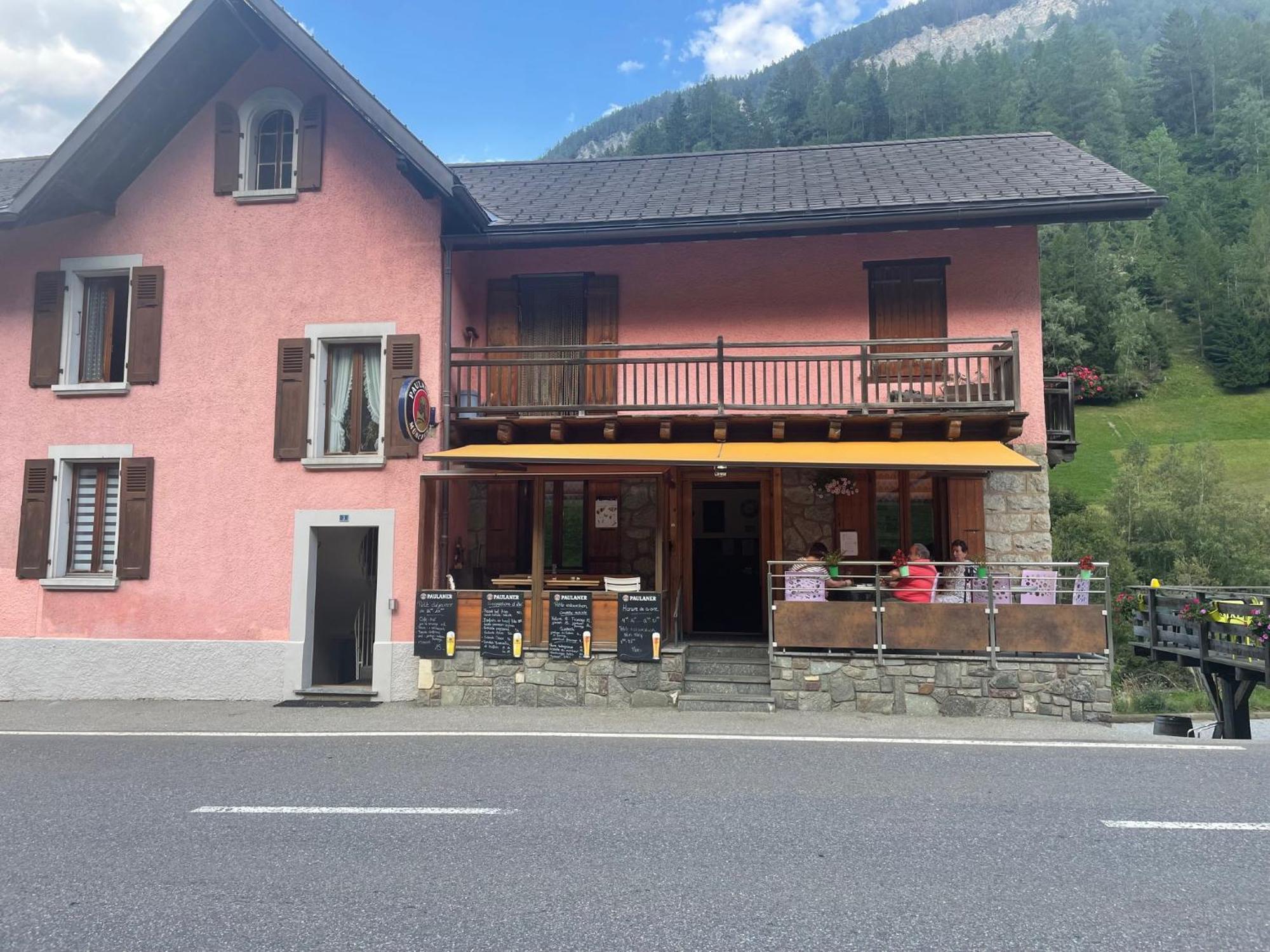 Raccard Renove Hotel Orsieres Bagian luar foto